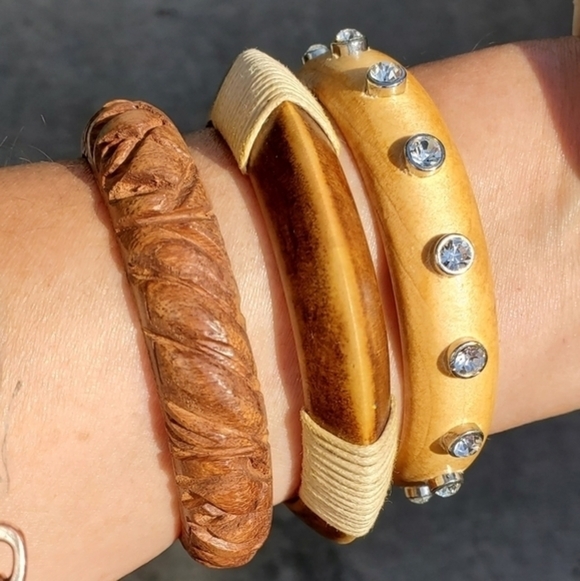 Vintage Jewelry - Vintage Wood bangle trio